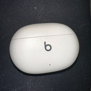 Beats Studio Buds +